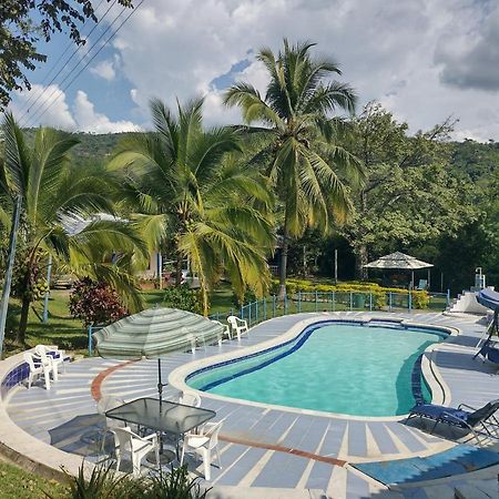 Hotel Campestre El Salitre ビジェータ エクステリア 写真