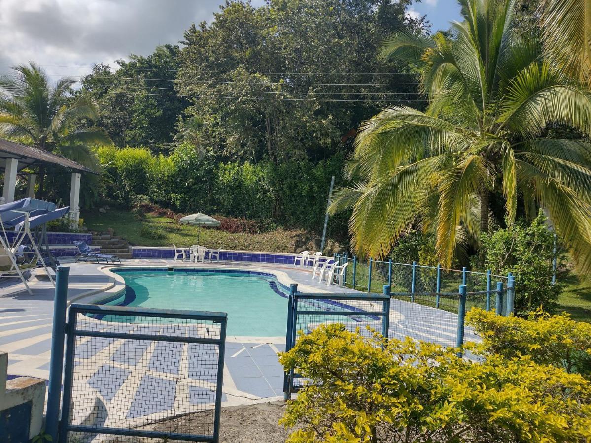 Hotel Campestre El Salitre ビジェータ エクステリア 写真